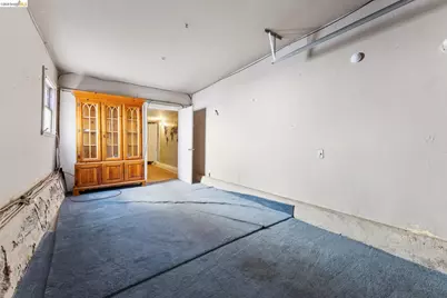 978 43rd St, Oakland, CA 94608 - Photo 39