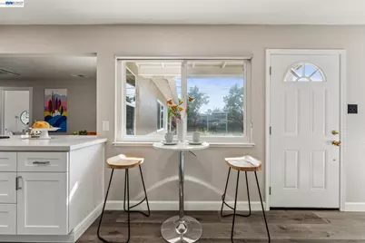 417 Maitland Dr, Alameda, CA 94502 - Photo 11