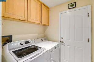 220 Valley Glen Ln, Martinez, CA 94553 - Photo 29