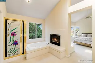 220 Valley Glen Ln, Martinez, CA 94553 - Photo 47