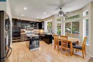 220 Valley Glen Ln, Martinez, CA 94553 - Photo 33