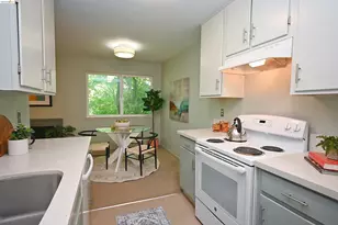 40 Emery Bay Dr, Emeryville, CA 94608 - Photo 13