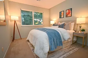 40 Emery Bay Dr, Emeryville, CA 94608 - Photo 19