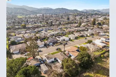 1382 Donna Street, Novato, CA 94947 - Photo 57