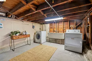 1655 38th St, Oakland, CA 94602 - Photo 29