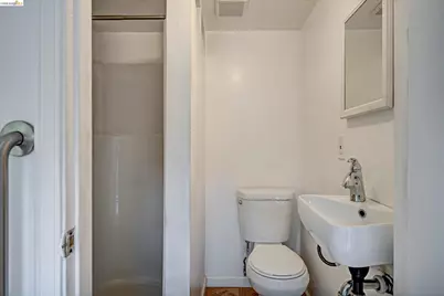 1437 56th Ave, Oakland, CA 94621 - Photo 51