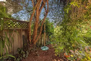 630 Longridge Rd, Oakland, CA 94610 - Photo 43