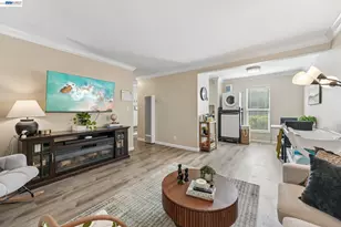 651 Moraga Rd, Moraga, CA 94556 - Photo 9