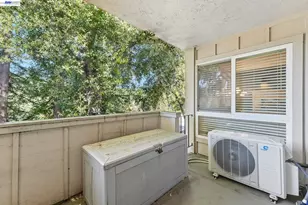 651 Moraga Rd, Moraga, CA 94556 - Photo 25