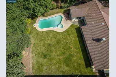 5305 Pine Hollow Rd, Concord, CA 94521 - Photo 9