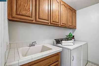 5370 Laurel, Concord, CA 94521 - Photo 19