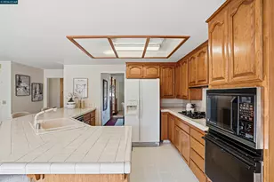 5370 Laurel, Concord, CA 94521 - Photo 17