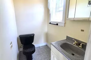 826 Carlston Ave, Oakland, CA 94610 - Photo 15