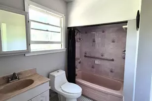 826 Carlston Ave, Oakland, CA 94610 - Photo 13