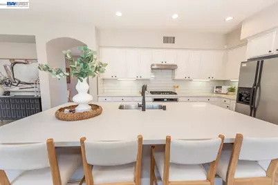 2700 Spindrift Ct, Hayward, CA 94545 - Photo 25