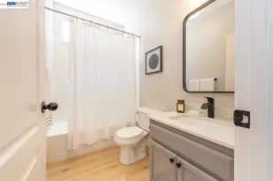 2700 Spindrift Ct, Hayward, CA 94545 - Photo 41