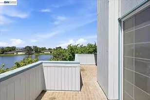 720 Promontory Point Ln, Foster City, CA 94404 - Photo 17