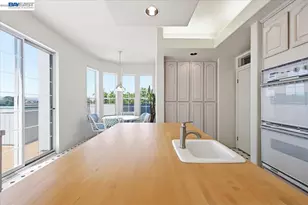 720 Promontory Point Ln, Foster City, CA 94404 - Photo 23