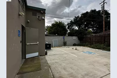 1439 Arcade Blvd, Sacramento, CA 95815 - Photo 31