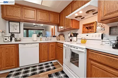 25105 Vista Greens Ct, Hayward, CA 94541 - Photo 7