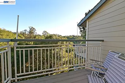 25105 Vista Greens Ct, Hayward, CA 94541 - Photo 17