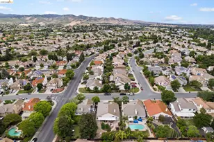 2433 Mimosa Way, Antioch, CA 94509 - Photo 9
