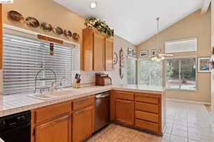 2433 Mimosa Way, Antioch, CA 94509 - Photo 29