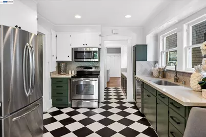 3103 Central Ave, Alameda, CA 94501 - Photo 13