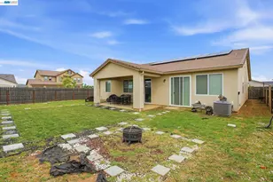 1798 St Croix Ct, Plumas Lake, CA 95961 - Photo 3