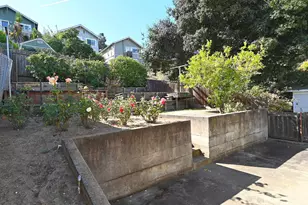 625 Winslow St, Crockett, CA 94525 - Photo 27
