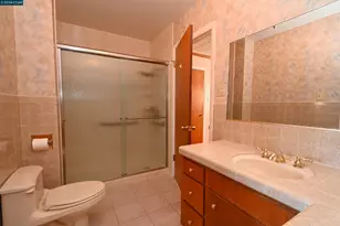 625 Winslow St, Crockett, CA 94525 - Photo 17