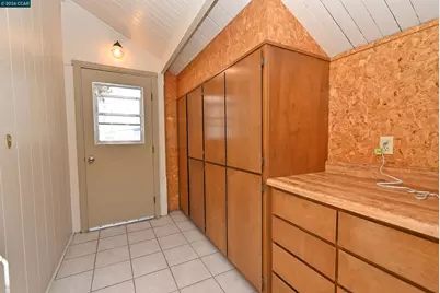 625 Winslow Street, Crockett, CA 94525 - Photo 17
