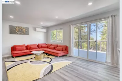 12017 Hillhurst Cir, Groveland, CA 95321 - Photo 9