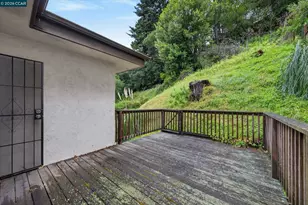 6334 Doran Dr, Oakland, CA 94611 - Photo 27