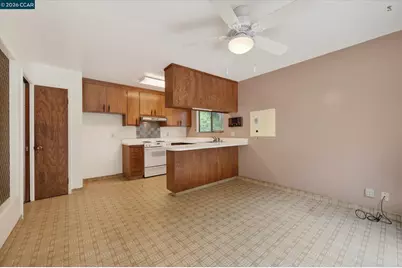 6334 Doran Dr, Oakland, CA 94611 - Photo 11