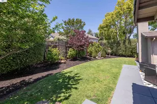 5812 Alderbrook Ct, Castro Valley, CA 94552 - Photo 37