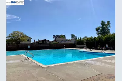 5812 Alderbrook Ct, Castro Valley, CA 94552 - Photo 3