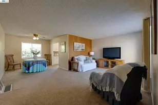21146 Elm St, Castro Valley, CA 94546 - Photo 9
