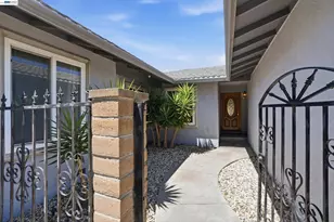 35950 Wellington Pl, Fremont, CA 94536 - Photo 5