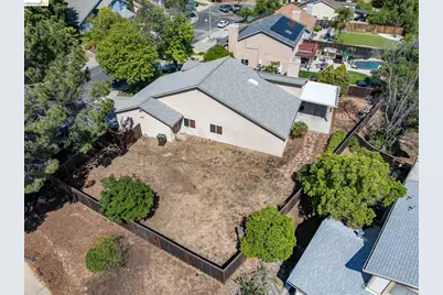 2802 Buttercup Ct, Antioch, CA 94531 - Photo 33