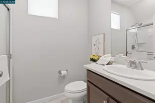 49 Funderburg Blvd, Mountain House, CA 95391 - Photo 19