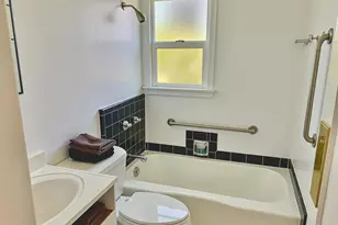 1028 61st St, Oakland, CA 94608 - Photo 27