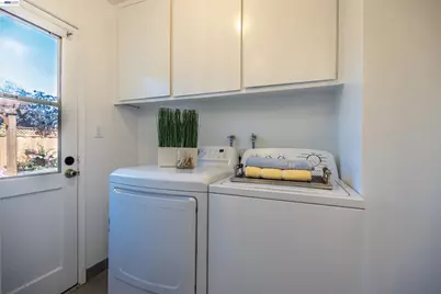 38475 Jacaranda Dr, Newark, CA 94560 - Photo 23