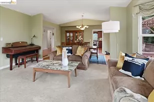 18100 De Souza Pl, Castro Valley, CA 94546 - Photo 7