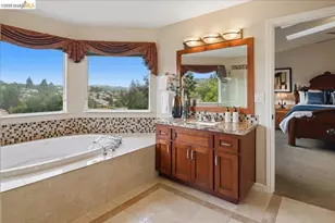 18100 De Souza Pl, Castro Valley, CA 94546 - Photo 27