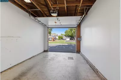 1423 Saint James Pkwy, Concord, CA 94521 - Photo 5