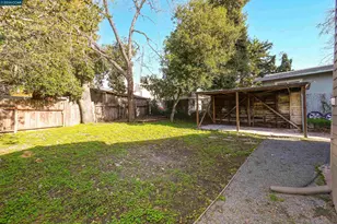 2596 MacArthur Blvd, Oakland, CA 94602 - Photo 35
