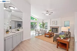 10 Fig Leaf Ct, Sacramento, CA 95838 - Photo 25