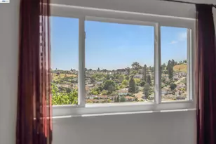 18419 Clifton Way, Castro Valley, CA 94546 - Photo 13