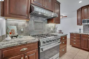 18419 Clifton Way, Castro Valley, CA 94546 - Photo 11